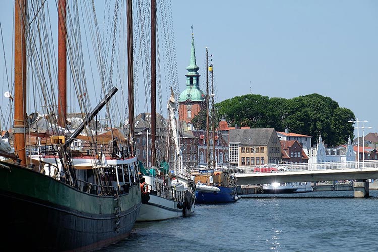 St. Nikolai-Kirche in Kappeln Kölner Yacht Club - Reisebericht 2021 St. Nikolai-Kirche in Kappeln