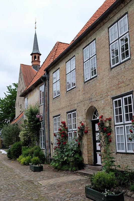 St.-Johannis-Kloster vor Schleswig Kölner Yacht Club - Reisebericht Haithabu