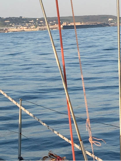 Ansteuerung auf Alderney Kölner Yacht Club - Reisebericht Fahrtensegeln 2109